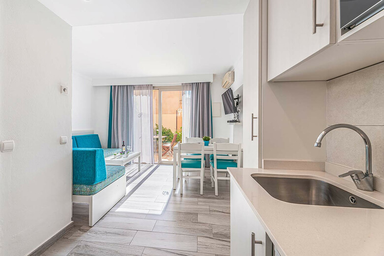 Apartamentos Playa Ferrera