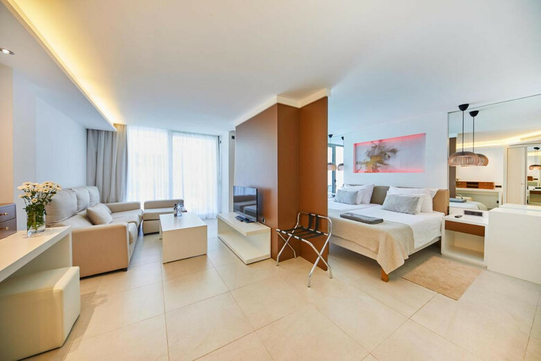 Monsuau Cala D'or Hotel