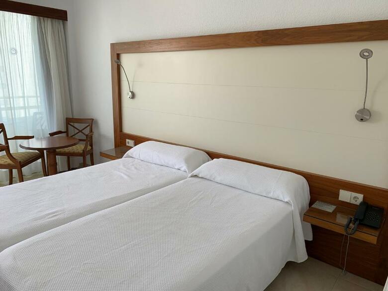 Hotel Biniamar