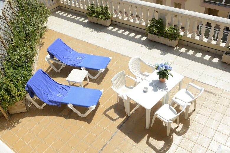 Hotel Amoros