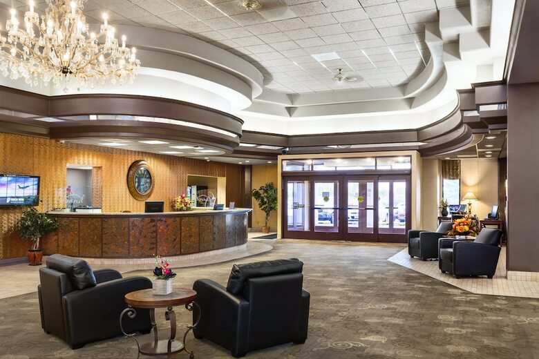 Grand Hotel