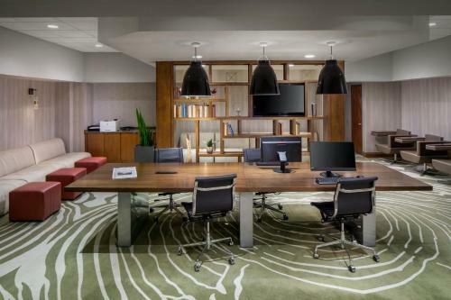 Hotel Doubletree By Hilton Cleveland East Beachwood