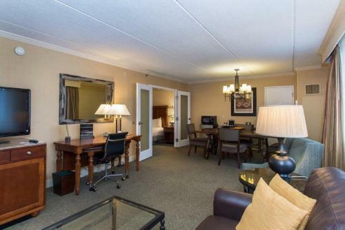 Hotel Doubletree By Hilton Cleveland East Beachwood