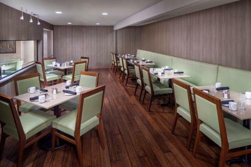 Hotel Doubletree By Hilton Cleveland East Beachwood