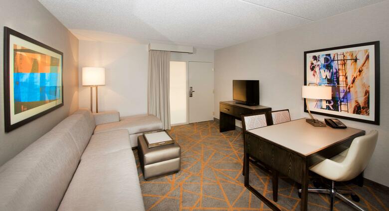 Hotel Embassy Suites By Hilton Cincinnati Northeast - Blue Ash