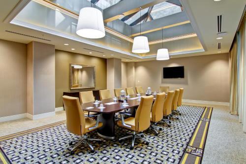 Hotel Homewood Suites By Hilton Cincinnati-downtown