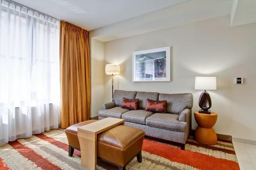 Hotel Homewood Suites By Hilton Cincinnati-downtown