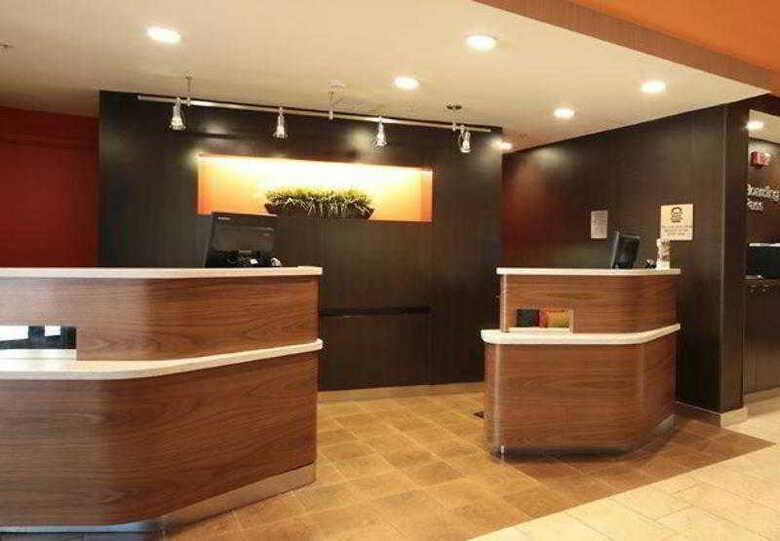 Hotel Courtyard By Marriott Dayton North