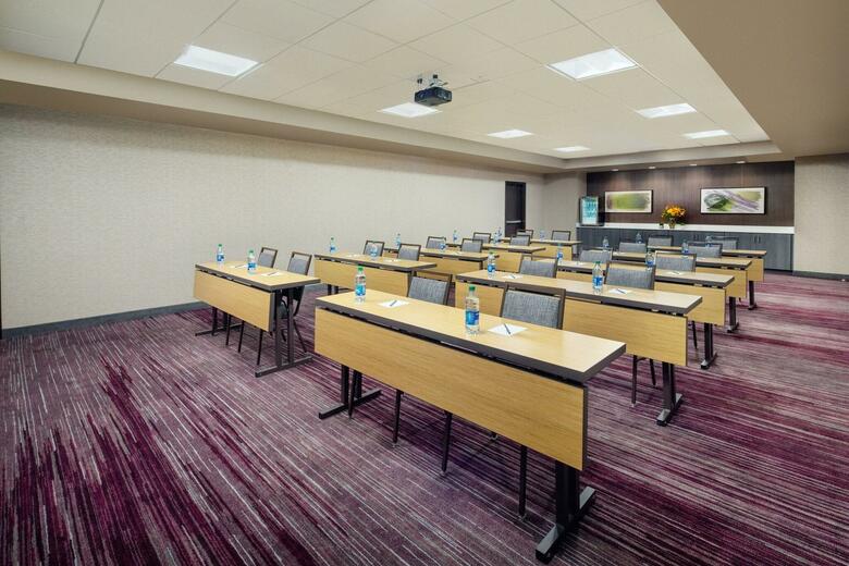 Hotel Courtyard By Marriott Dayton North