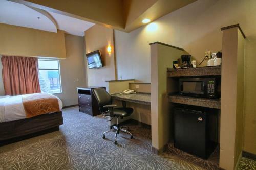Hotel Comfort Suites Perrysburg
