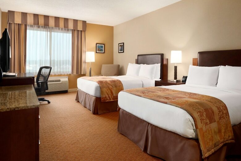 Radisson Hotel At The University Of Toledo