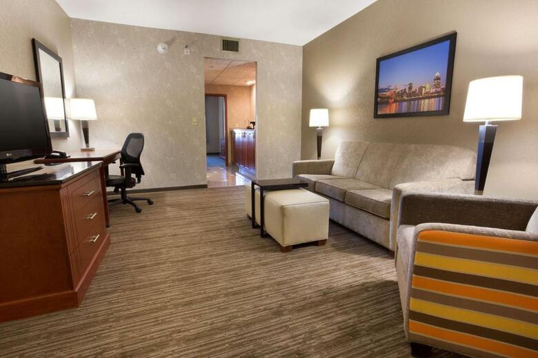 Hotel Drury Inn & Suites Cincinnati Sharonville