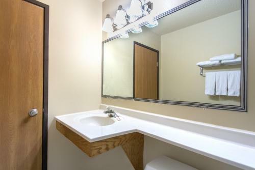 Hotel Super 8 Youngstown