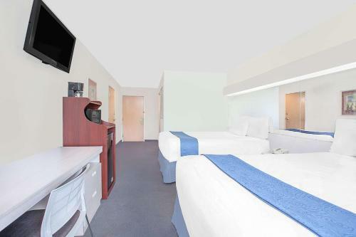 Hotel Microtel Inn & Suites By Wyndham Broken Bow