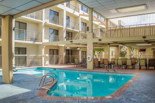 Clarion Hotel Broken Arrow