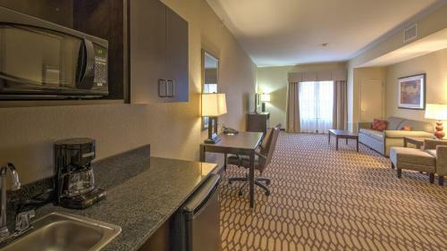 Hotel Holiday Inn North Quail Springs