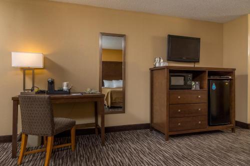 Motel Cerulean Hotel, A Running Y Property