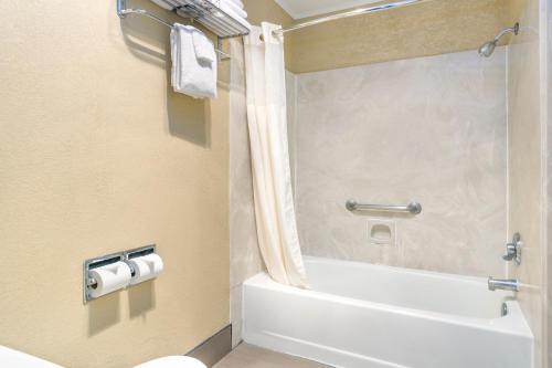 Motel Cerulean Hotel, A Running Y Property