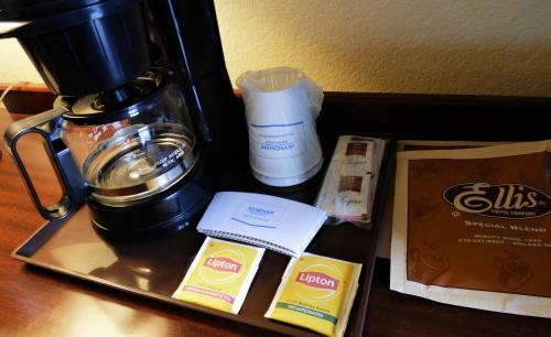 Hotel Super 8 By Wyndham Burnham/lewistown