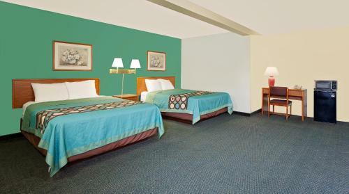 Hotel Super 8 By Wyndham Carlisle-south
