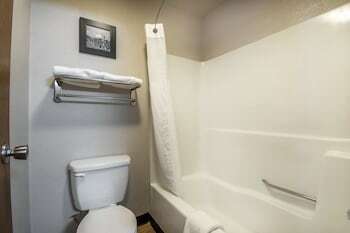 Hotel Super 8 Lancaster