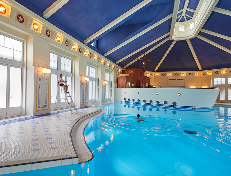Hotel Disney's Newport Bay Club�