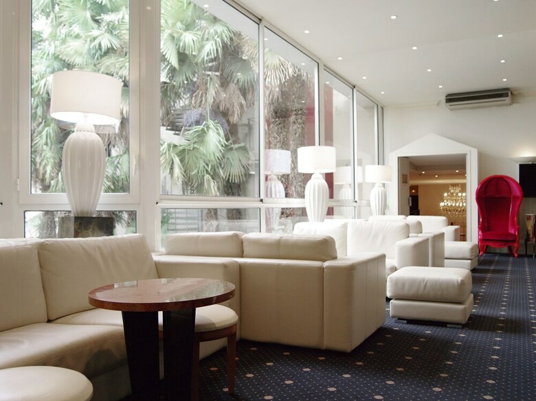 Hotel Jeanne D�arc