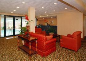 Hotel Comfort Inn At Newport Beach