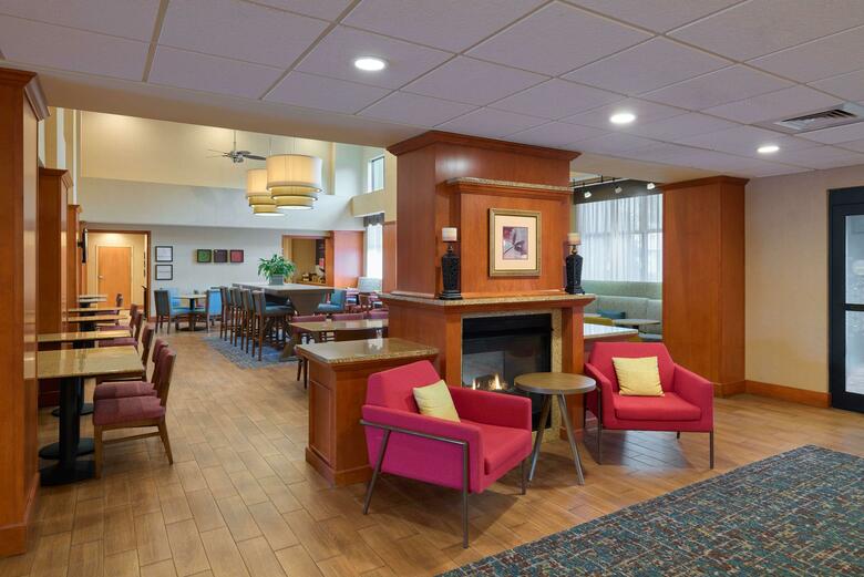 Hotel Hampton Inn & Suites Providence / Smithfield