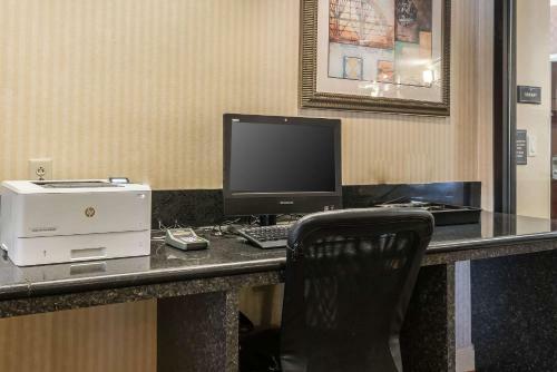 Hotel Comfort Suites Near Mcas Beaufort