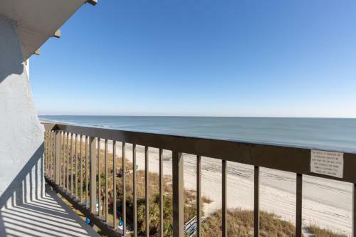 Hotel Schooner Beach And Racquet Club