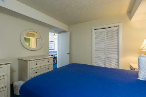 Hotel Schooner Beach And Racquet Club