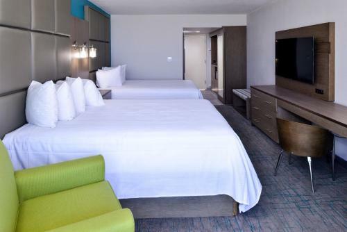 Posada Cabana Shores Inn