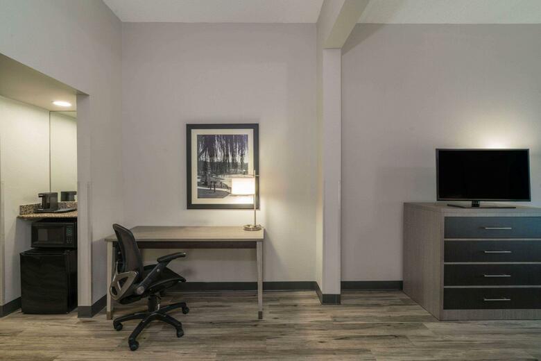 Hotel La Quinta By Wyndham Clarksville