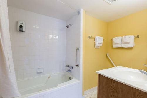 Hotel Jade Tree Cove