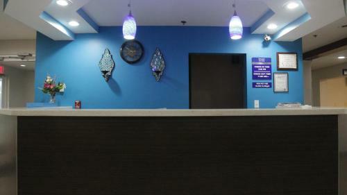 Hotel America's Best Value Inn And Suites - Jackson