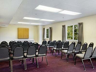 Hotel America's Best Value Inn And Suites - Jackson