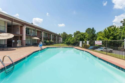 Motel Days Inn Jackson
