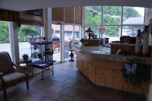 Posada Zoders Inn And Suites
