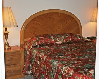 Hotel Laurel Point Resort