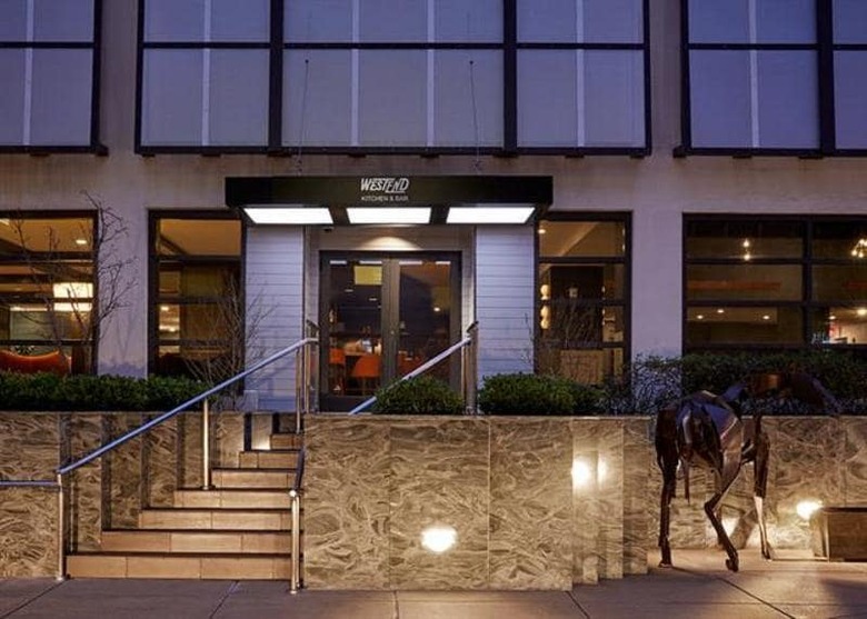 Hutton Hotel