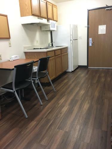 Hotel Inland Suites Lamar
