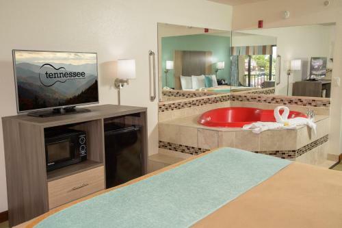 Hotel Pigeon River Inn