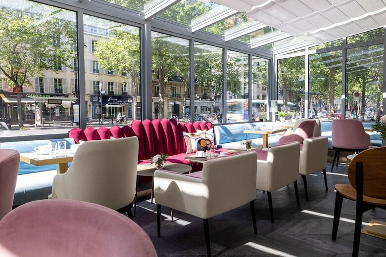 Hotel Nude Paris - Color Vision