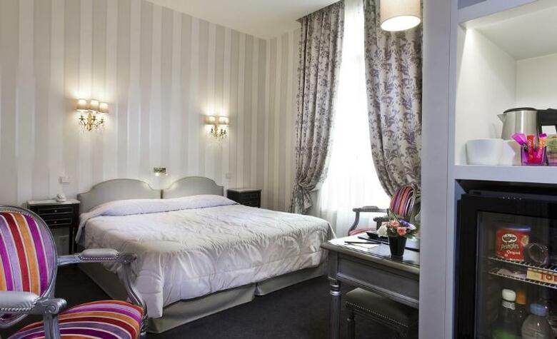 Hotel Saint Petersbourg Opera