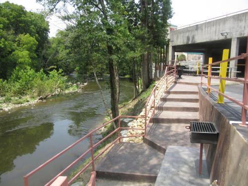 Hotel River Bend Inn - Pigeon Forge