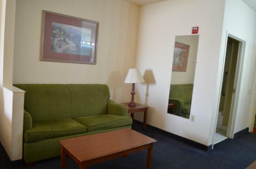 Hotel Abilene Luxury Suites