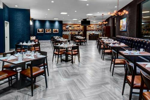 Hotel Doubletree By Hilton Arlington Dfw South