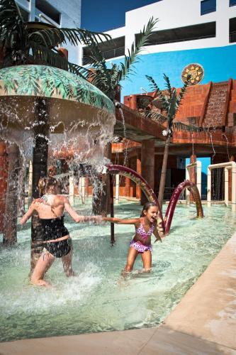 Hotel Landmark Resort