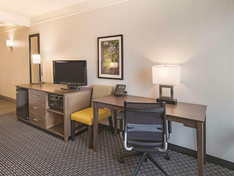 Hotel La Quinta Inn & Suites Arlington North Six Flags Drive
